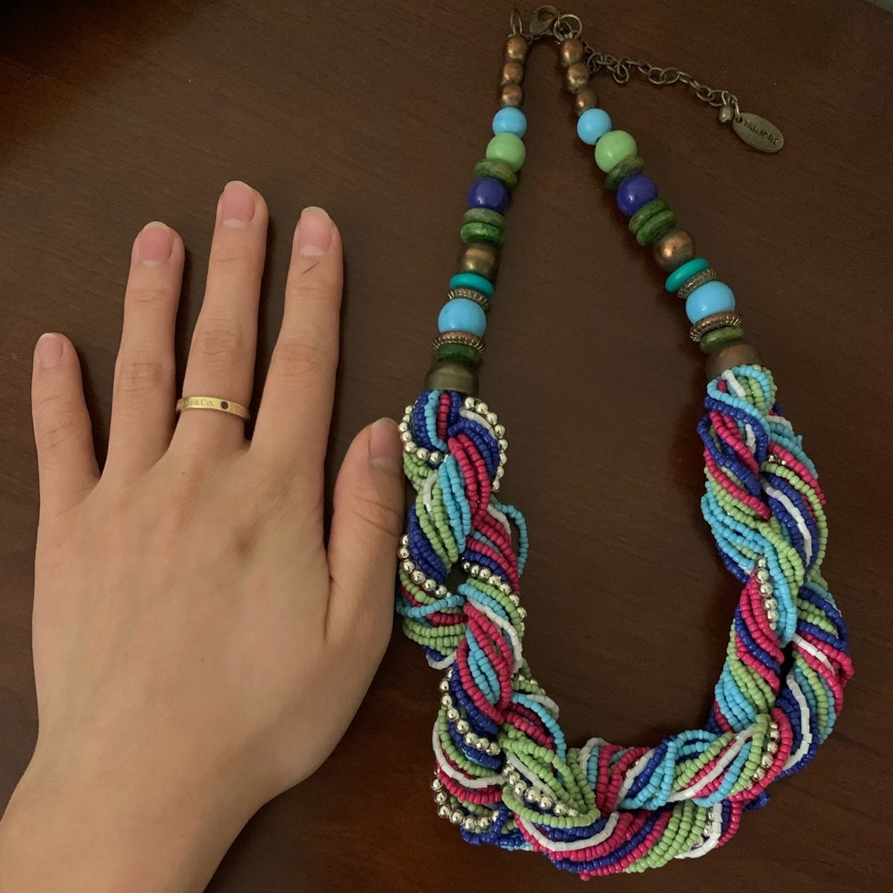 Colorful chunky statement necklace with beads